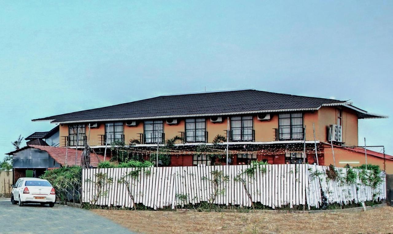 Treebo Trend Hotel Wildernest Zoological Park Nagpur Exteriör bild